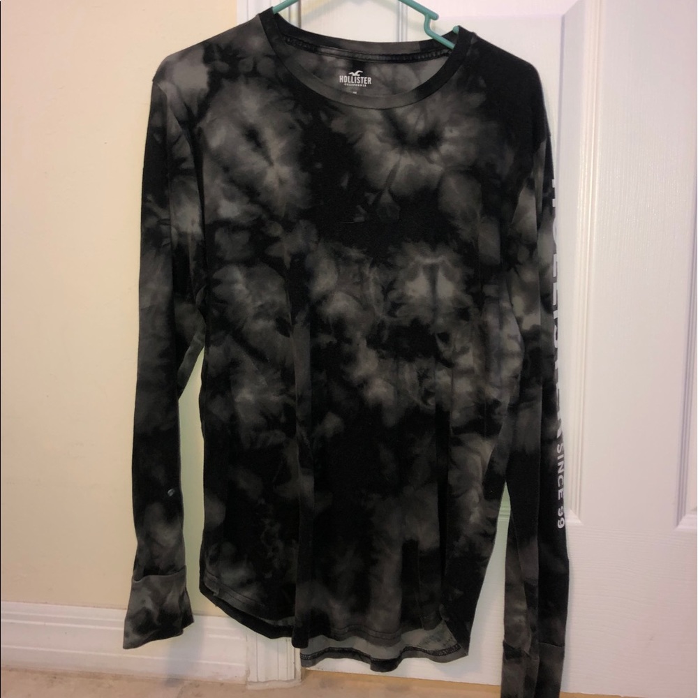 Long sleeve hollister shirt
